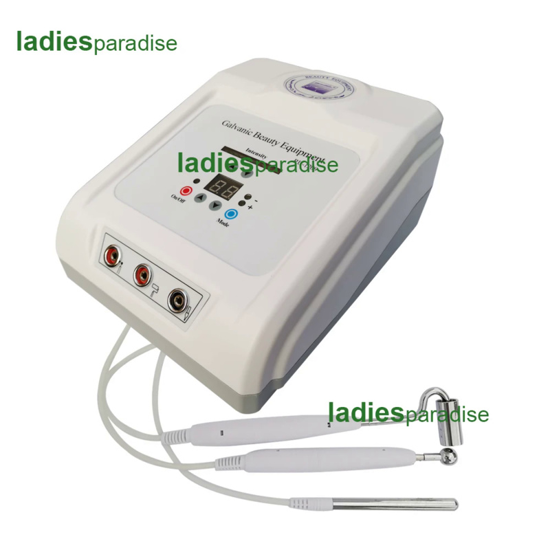 جلفانية ميكروكرنت لشد الوجه وا - مراجعة Skincare Skintific وسعره